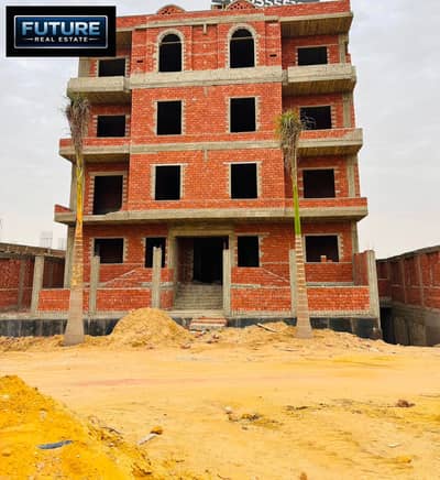 Apartment 166 m + 95 m garden in North Al-Rehab in the First Settlement New Cairo
