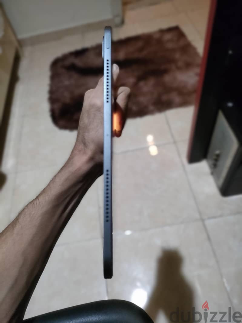 ايباد برو M4 5