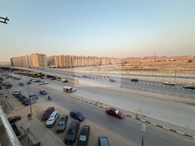 شقة لقطه للبيع فى الشطر العاشر ‎موقع مميزة بجوار كارفور زهراء المعادي ‎ وشارع السعادة