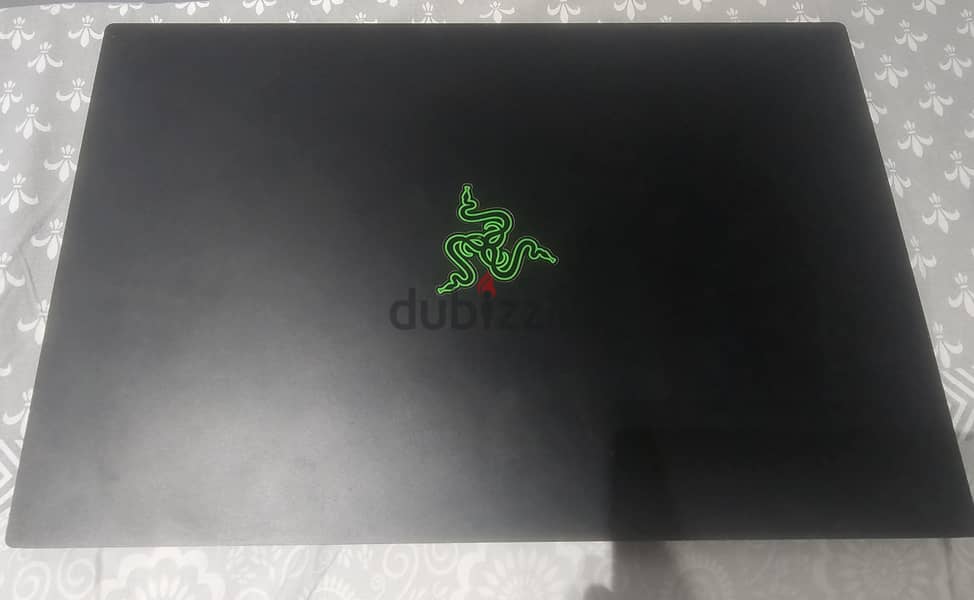Razer blade 15 Gaming / 300 hz / i7 / RTX 2070 Super 8 GB 1