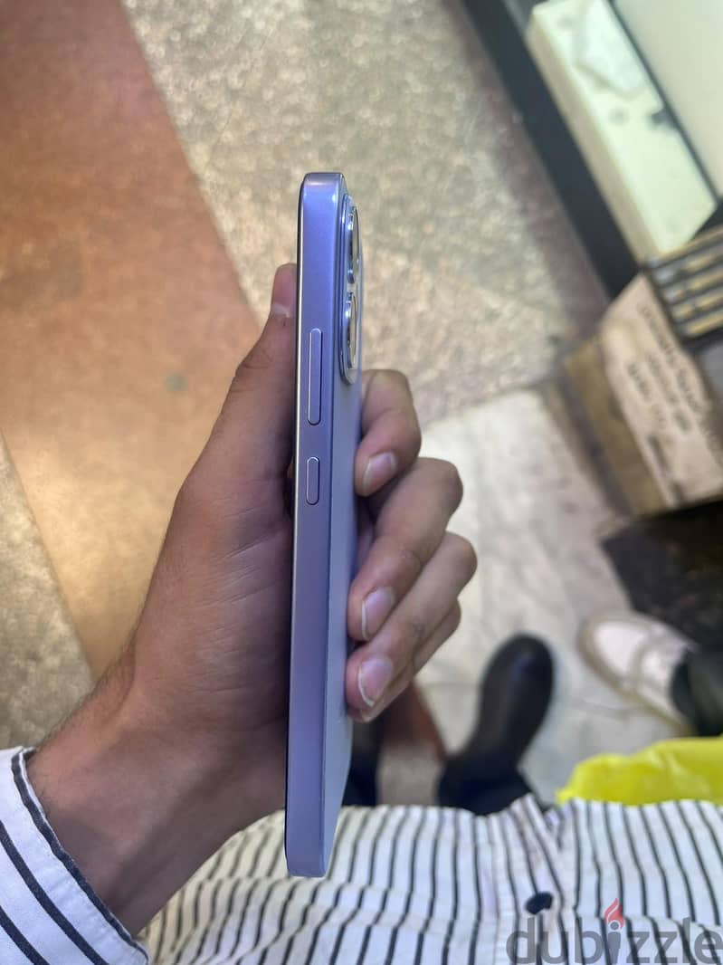 OPPO Reno 15 FS 4