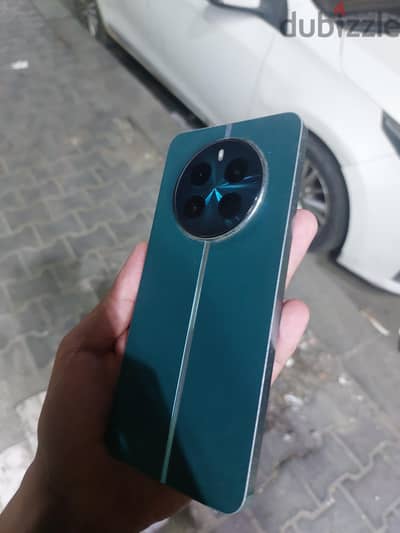 ريلمى 12+