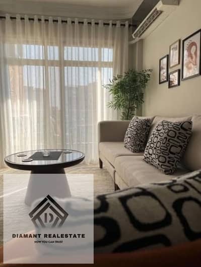شقه 3غرف للبيع متشطبه VIP استلام فوري جاهزه علي السكن الان باقل سعر متر في العاصمه بالتقسيط علي 10 سنين (خصم 40%)