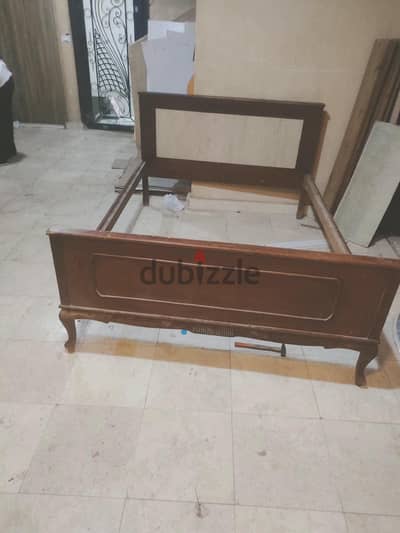 سرير  سراير