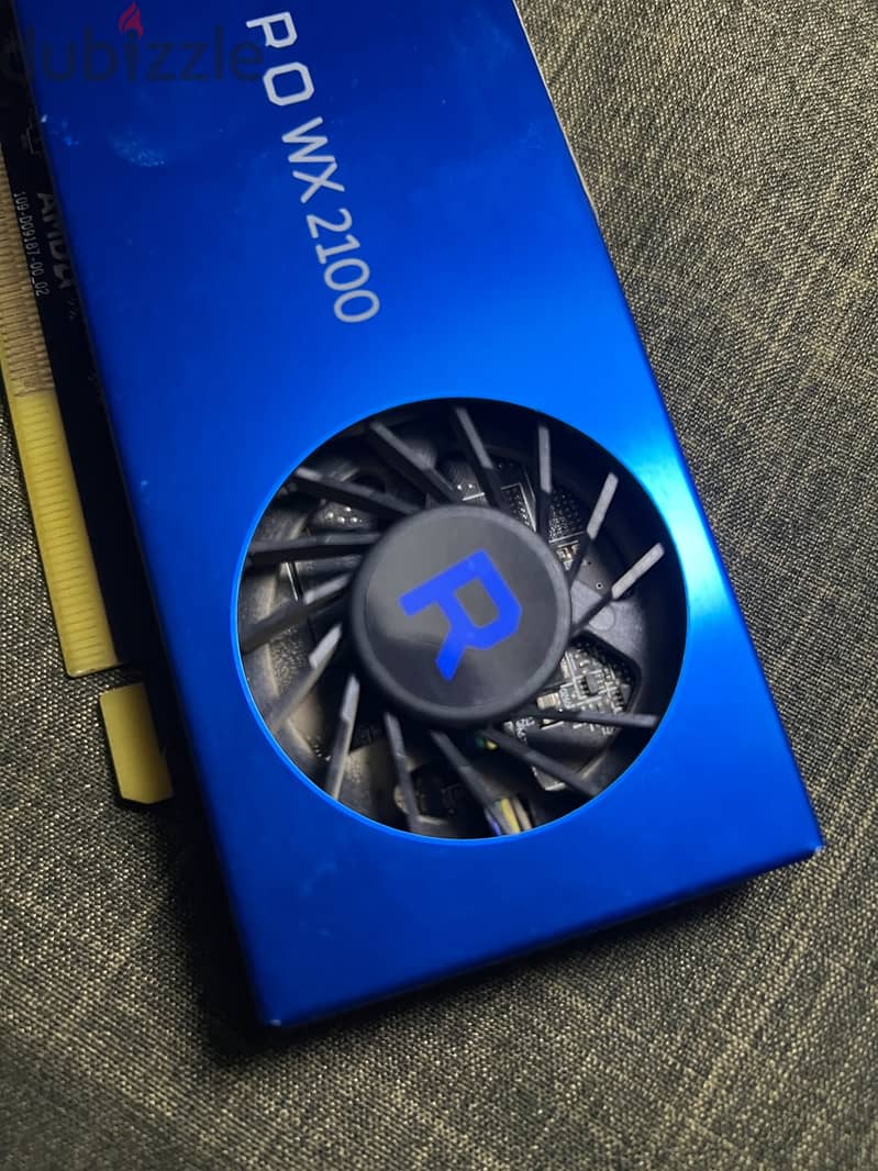 amd radeon pro wx 2100 2