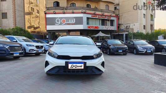 كيا جراند سيراتو موديل 2022 ومتاح انظمة تقسيط