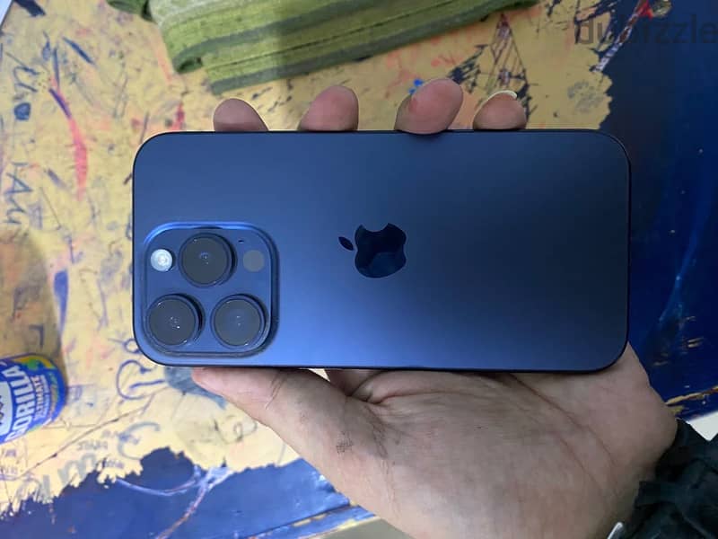 آبل - آيفون 15 برو 3