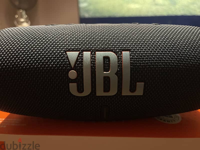 JBL Charge 5 – Like New 1