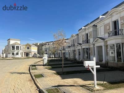 Middle Townhouse for Sale in Mountain View – The Lake 6th of October  -180 SQM Land  - 185 SQM BUA