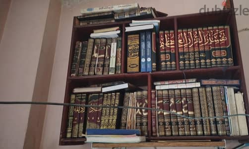مكتبة خشب
