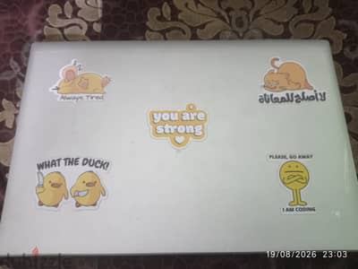 لاب توب مستعمل كالجديد