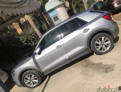Audi Q2 2020 Advanced / Base Trim