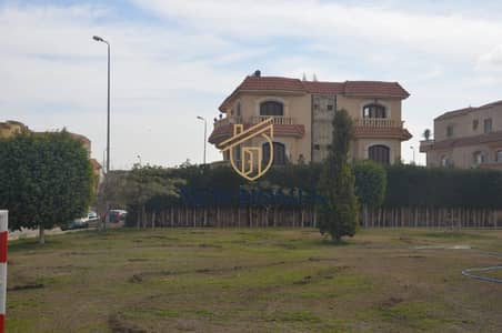 An ancient villa for sale in the thirteenth district, Sheikh Zayed Prime Location Corner and registered with the Notary Public