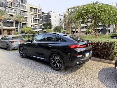 BMW X6 M50i 2023