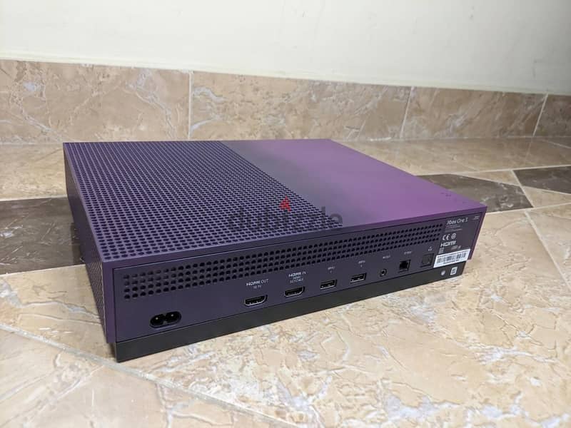 Xbox One S Special Edition 1
