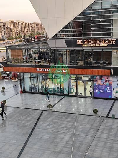 للايجار عياده فيو علي البلازا 78 متر في مول ذا جيت بلازا علي شارع المستقبل مباشرة الشيخ زايد - The Gate Plaza Mall