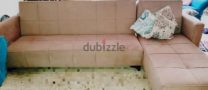 طقم انتريه قطعتين قابل للتحويل الى سرير