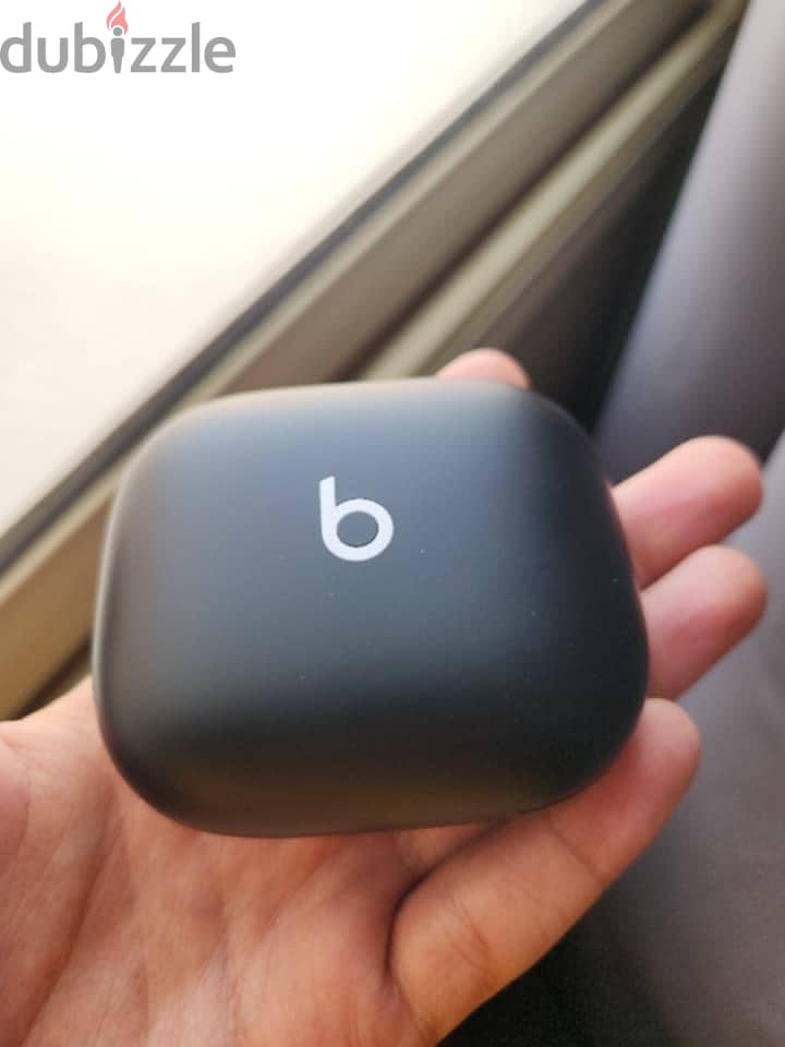 beats Powerbeats Pro 2 / Like New 3