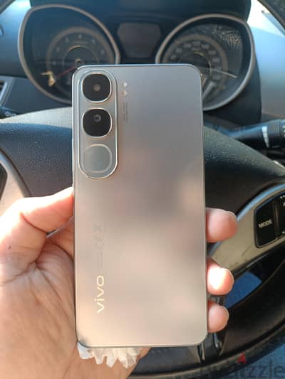 فيفو فى 40 لايت vivo v40 lite