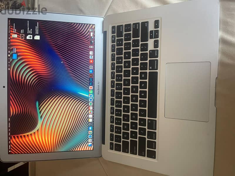 MacBook Air 2017 – Core i5 – 8GB RAM 2