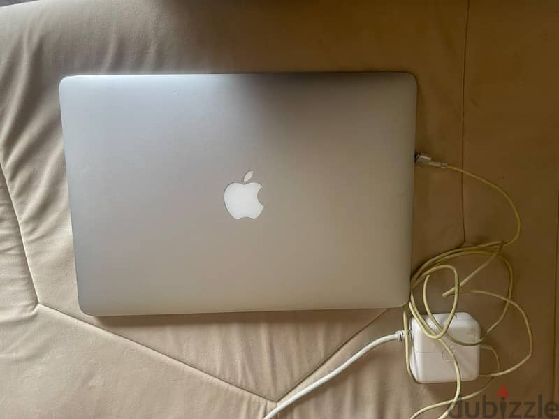 MacBook Air 2017 – Core i5 – 8GB RAM 11