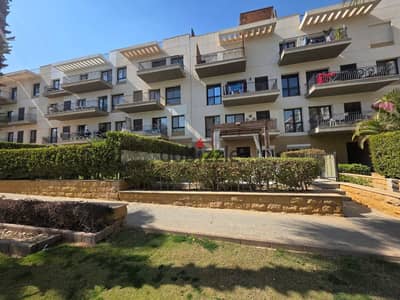 Ground Apartment for Sale in Westown SODIC Sheikh Zayed  - 256 SQM + Large Garden