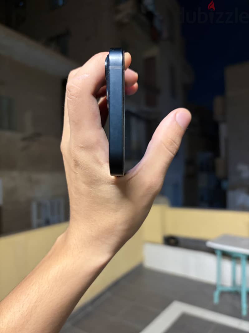 Apple - iPhone 13 5
