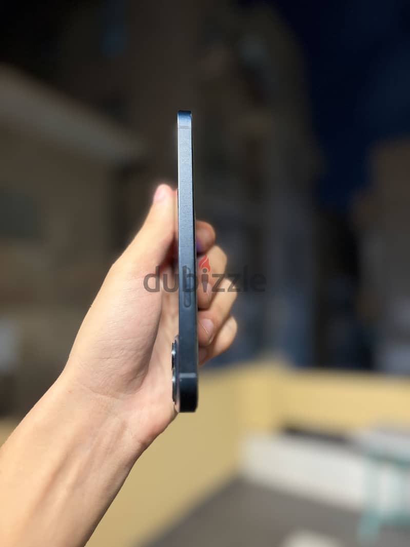 Apple - iPhone 13 7