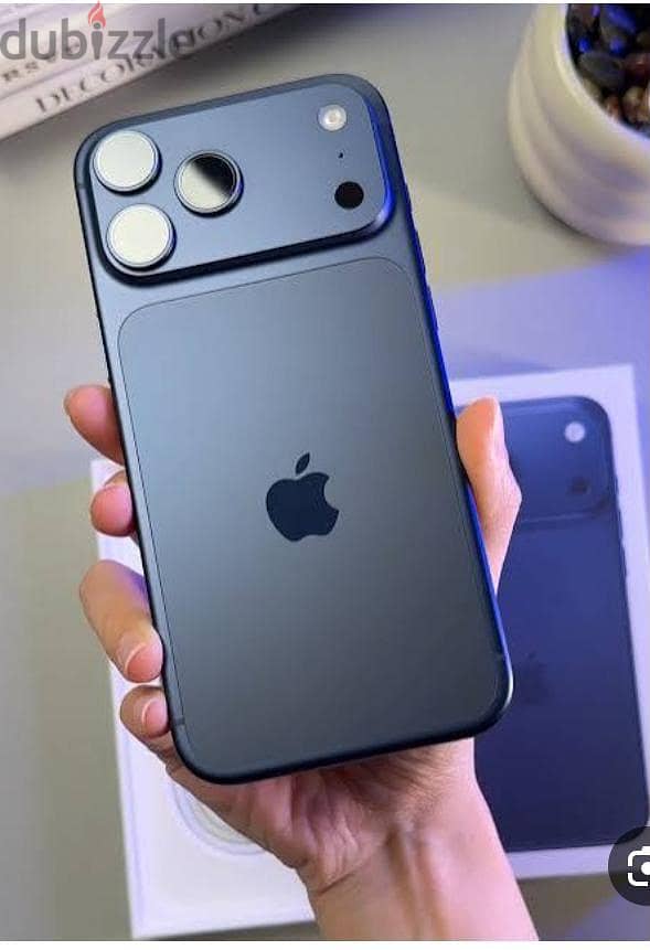 Apple - iPhone 17 Pro Max 1