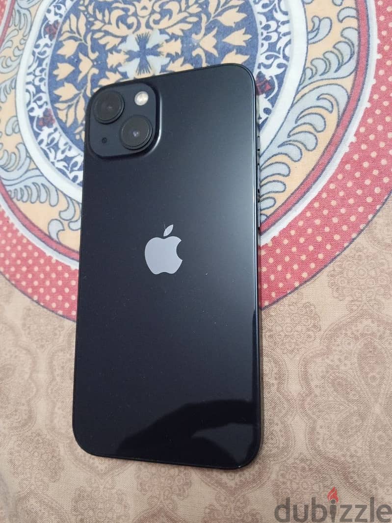 Iphone 13 mid night like new 6