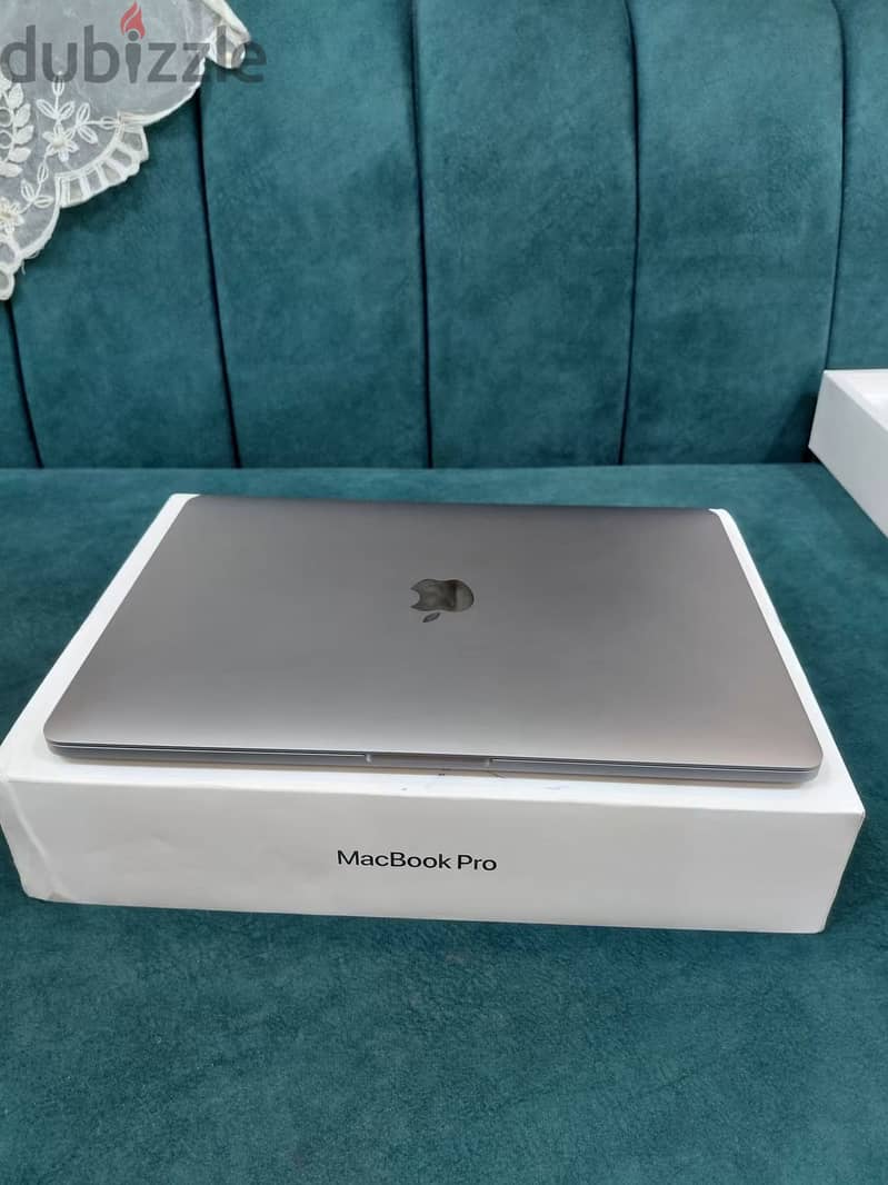 MacBook Pro m1 2020 1