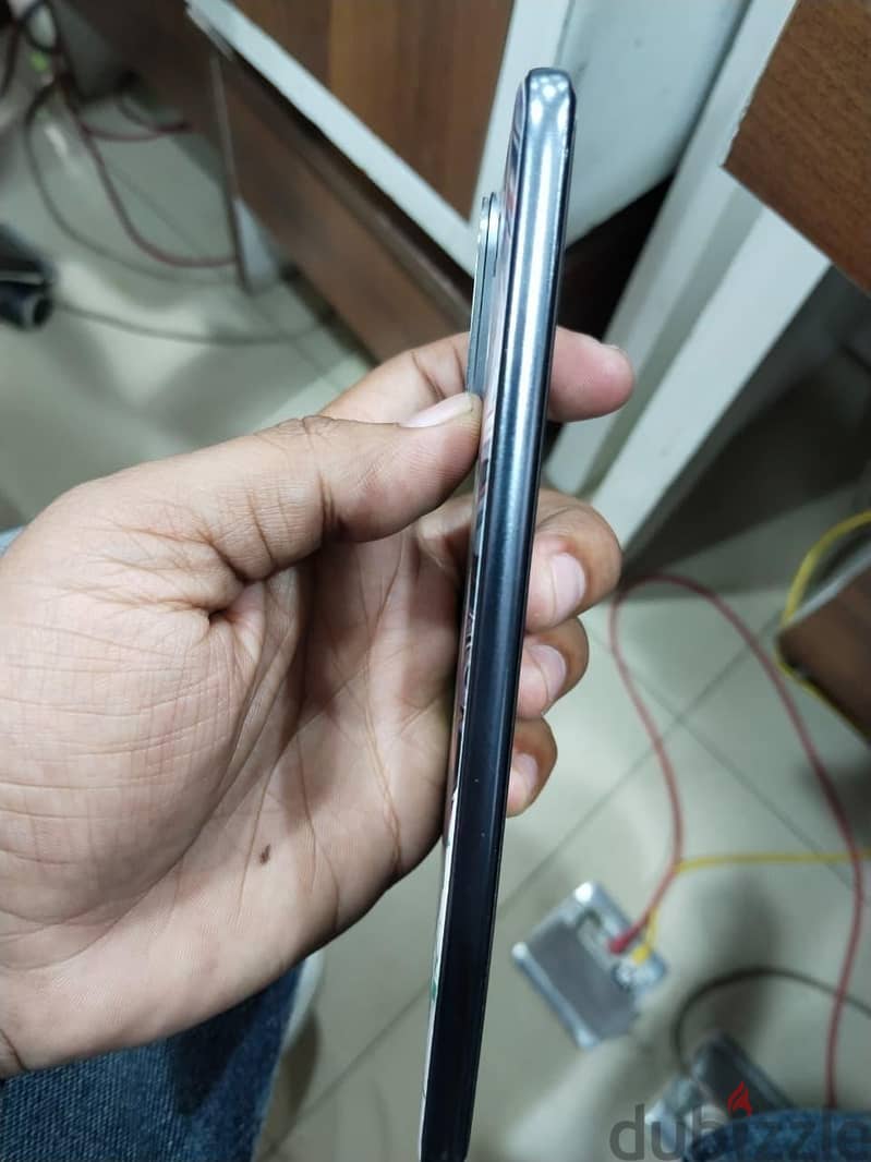 Vivo V60 5