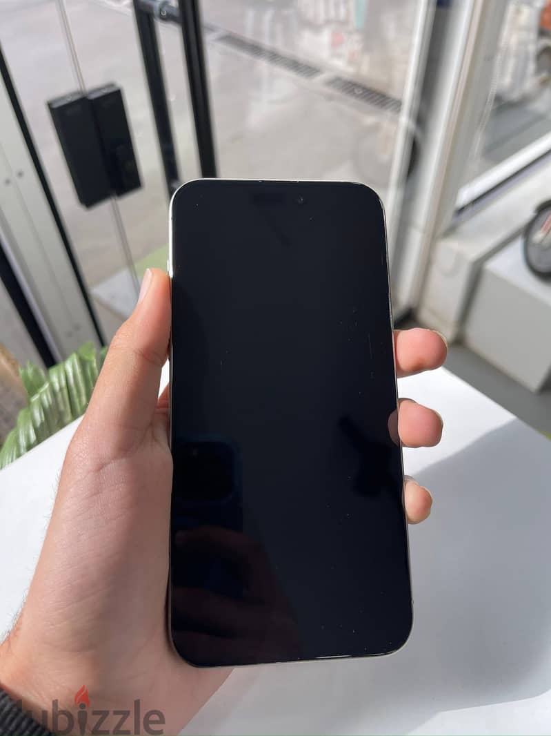 Apple - iPhone 15 Pro Max 4