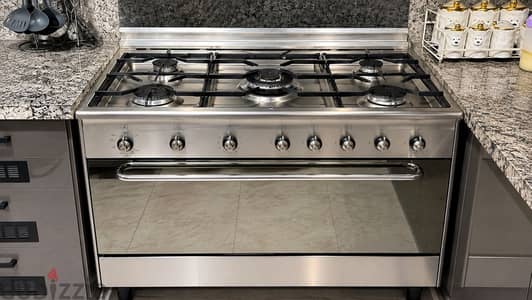 بوتاجاز Smeg إيطالي 90 سم – 5 شعلة – فرن غاز – موديل SX91VJME
