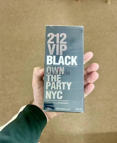 212 VIP Black