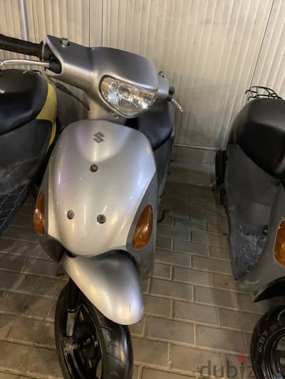 suzuki lets 4