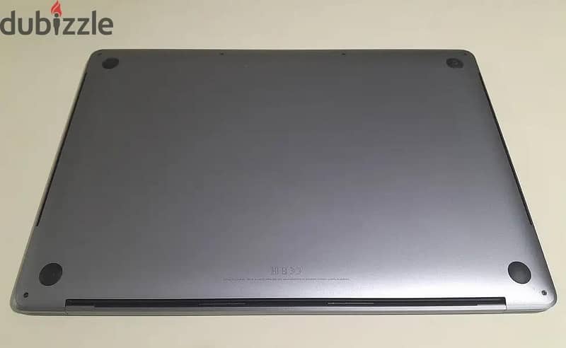 MacBook pro 15-inch 2019 4