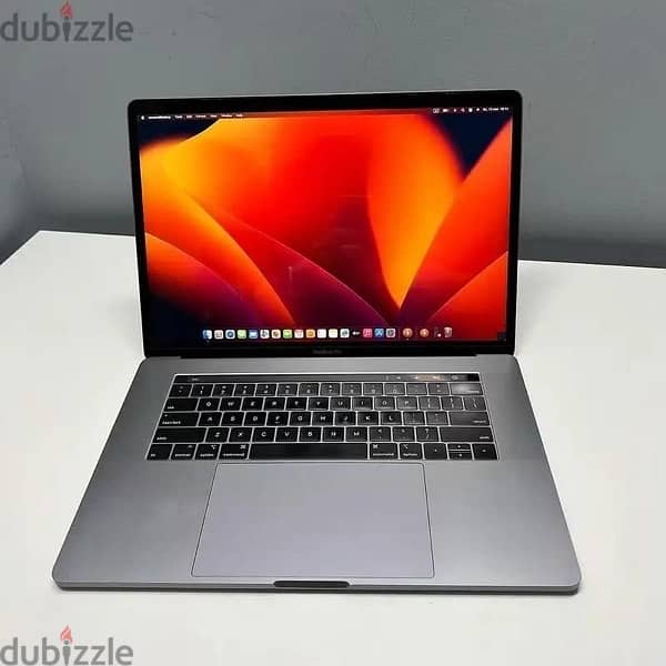 MacBook pro 15-inch 2019 7