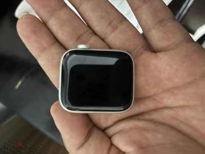 Apple Watch SE battery 89 44mm