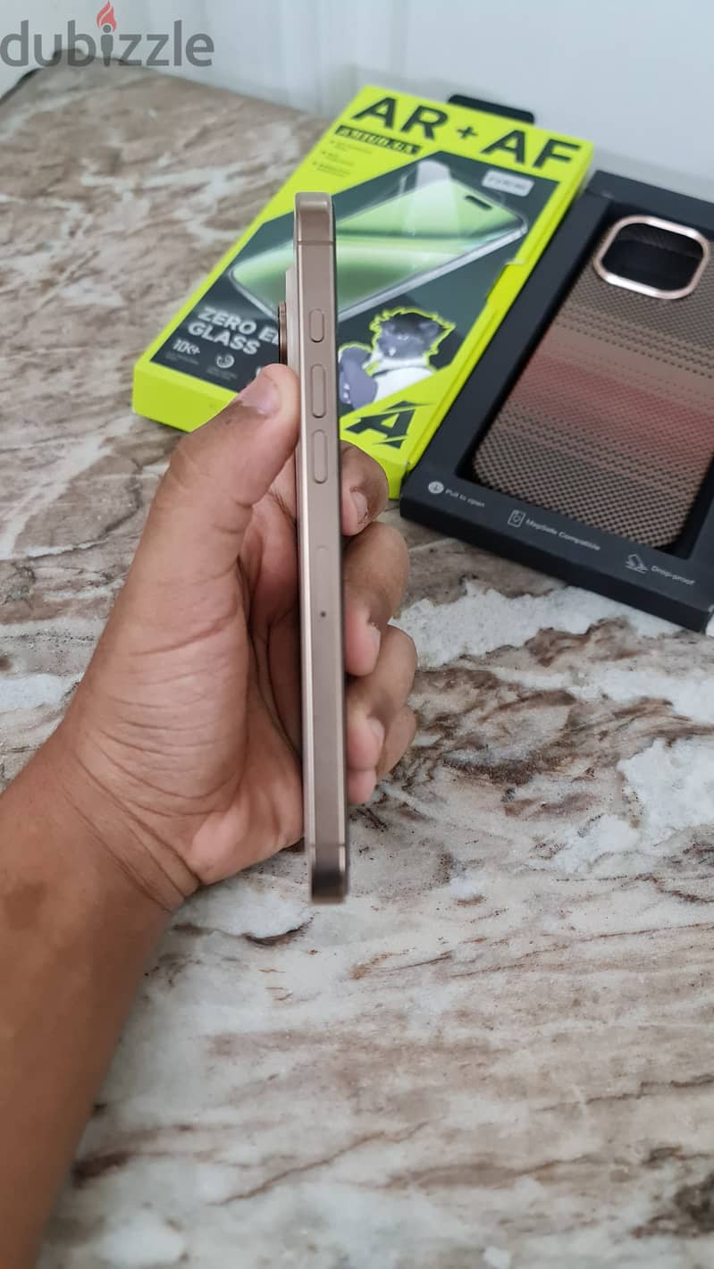 Apple - iPhone 16 Pro Max 7