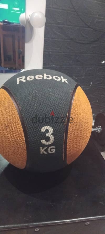 3 kg medicine ball