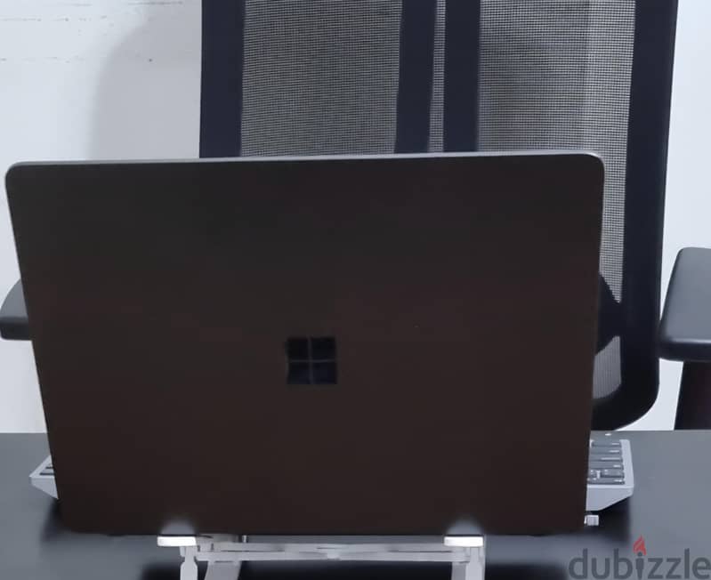 Microsoft Surface Laptop 7 3