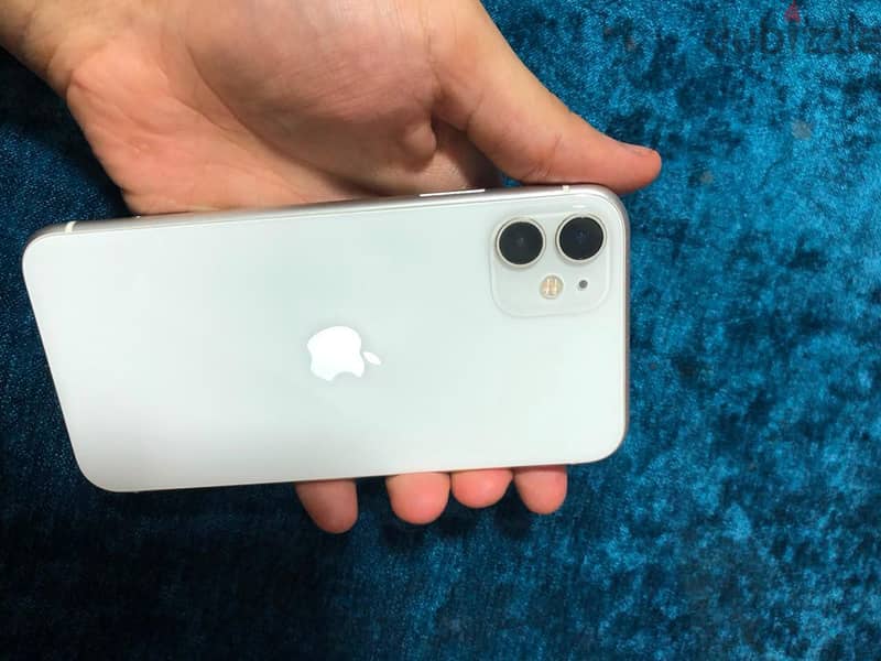 Apple - iPhone 11 2