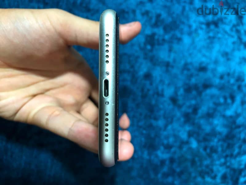 Apple - iPhone 11 3