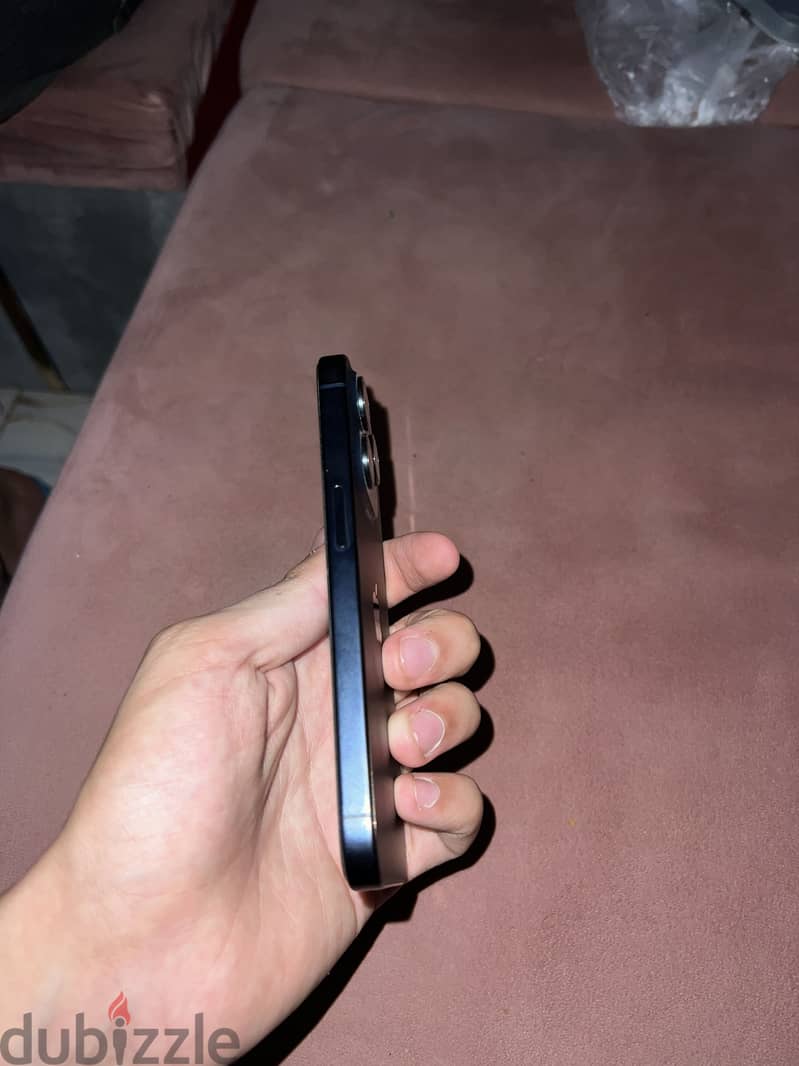 Apple - iPhone 15 Pro 3