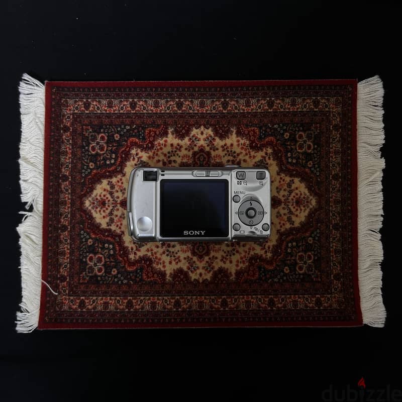 sony cybershot digital camera 1