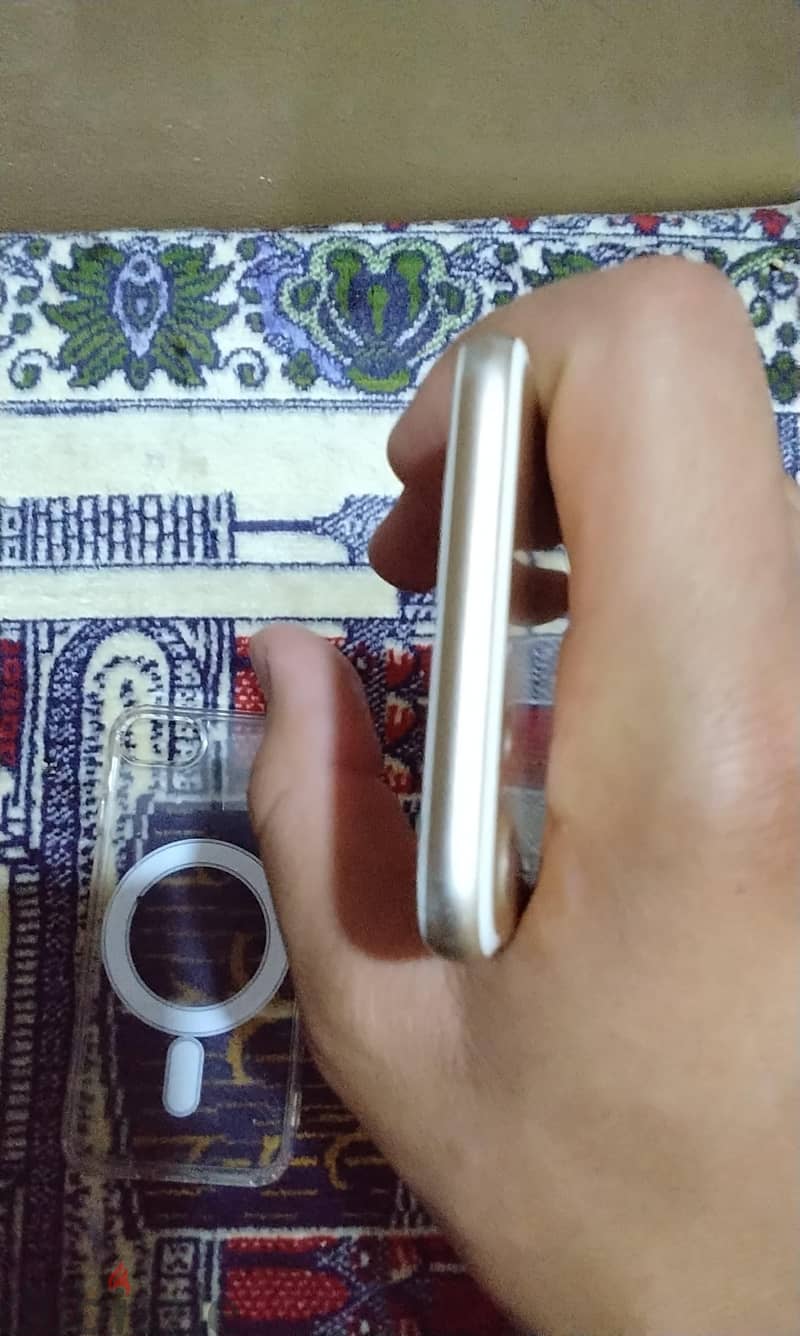 آبل - آيفون 7 6