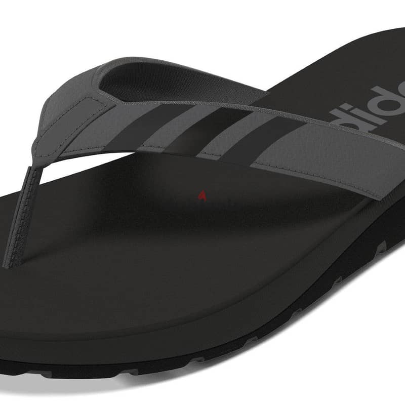 Adidas comfort flip-flops size 43 1