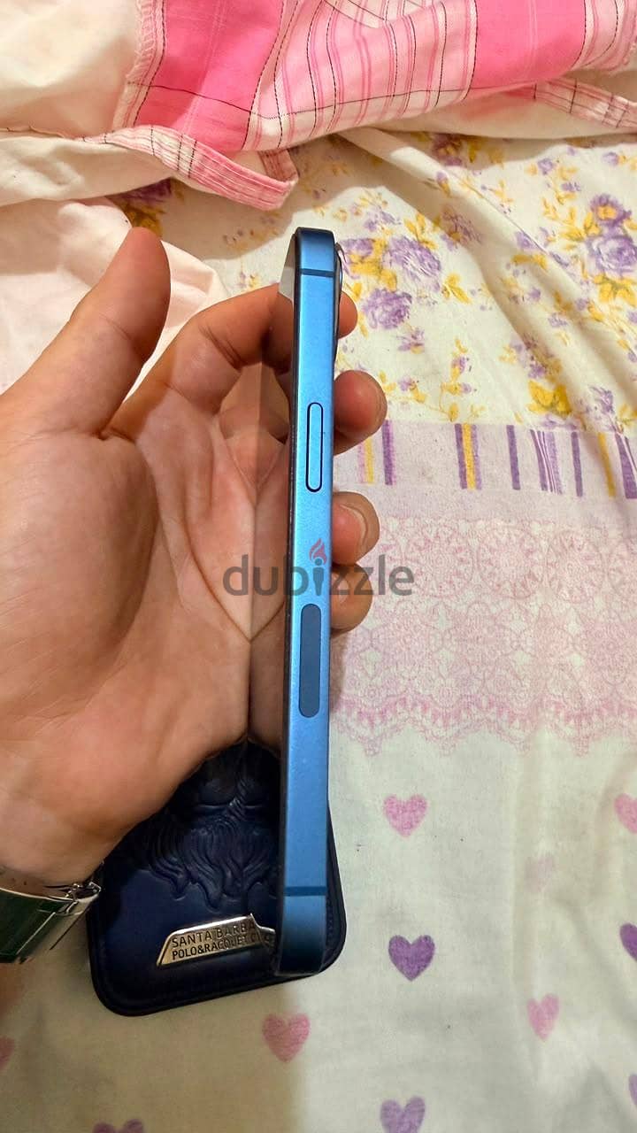 Apple - iPhone 13 1
