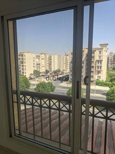 للبيع شقه 255م مدينتي B1 بسعر لقطه لسرعه البيع